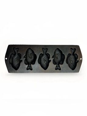 🐟🍞 Vintage Lodge 5PP2 Cast Iron Fish Mold Pan Cornbread Muffin Hushpuppy USA